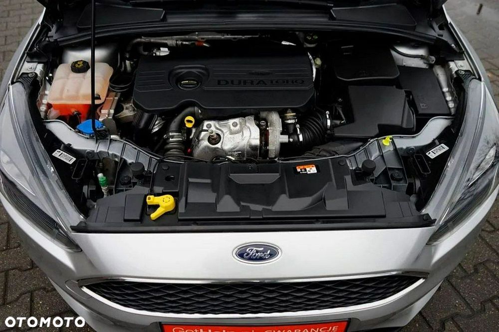 Ford Focus 1.5 TDCi SYNC Edition - 15