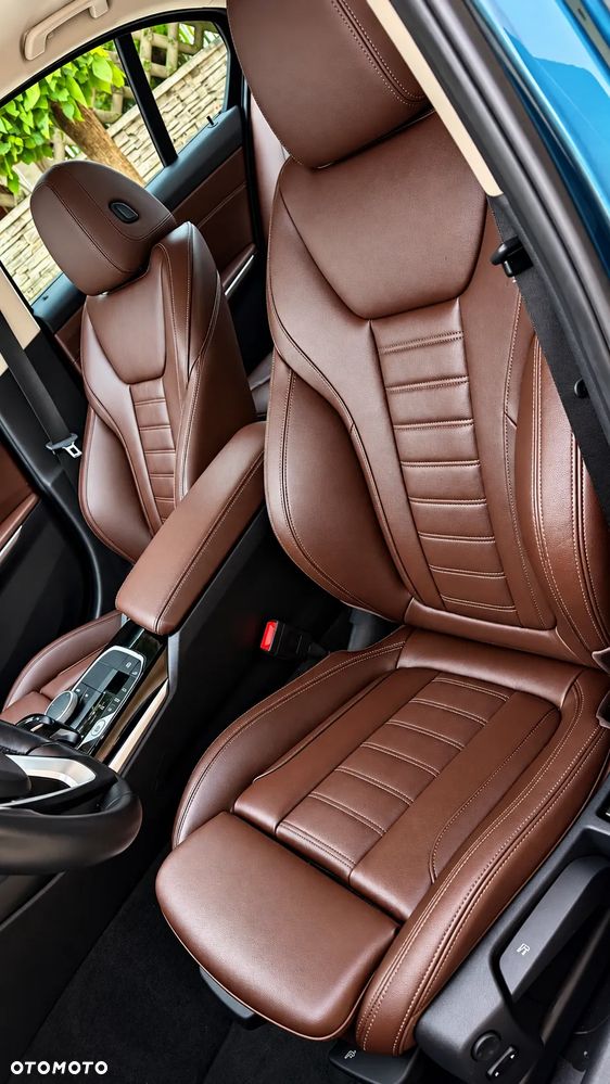 BMW Seria 3 320d MHEV Luxury Line - 14
