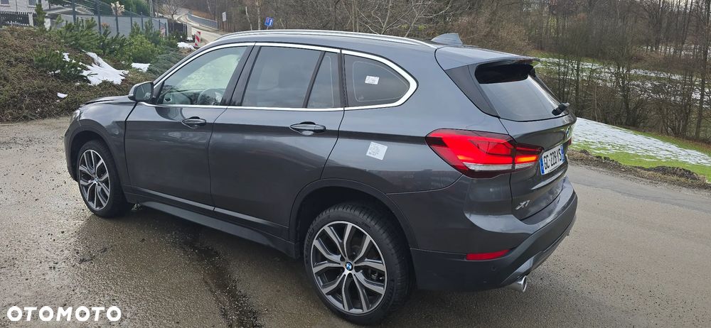 BMW X1 sDrive20d Sport Line - 28
