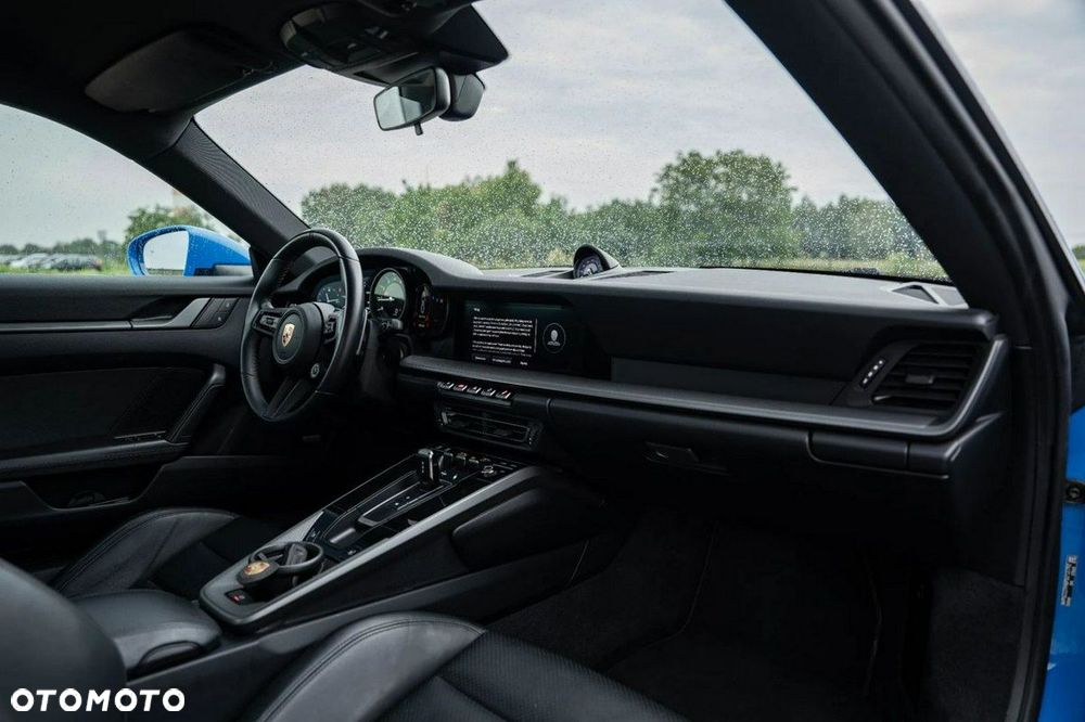 Porsche 911 Carrera S - 23