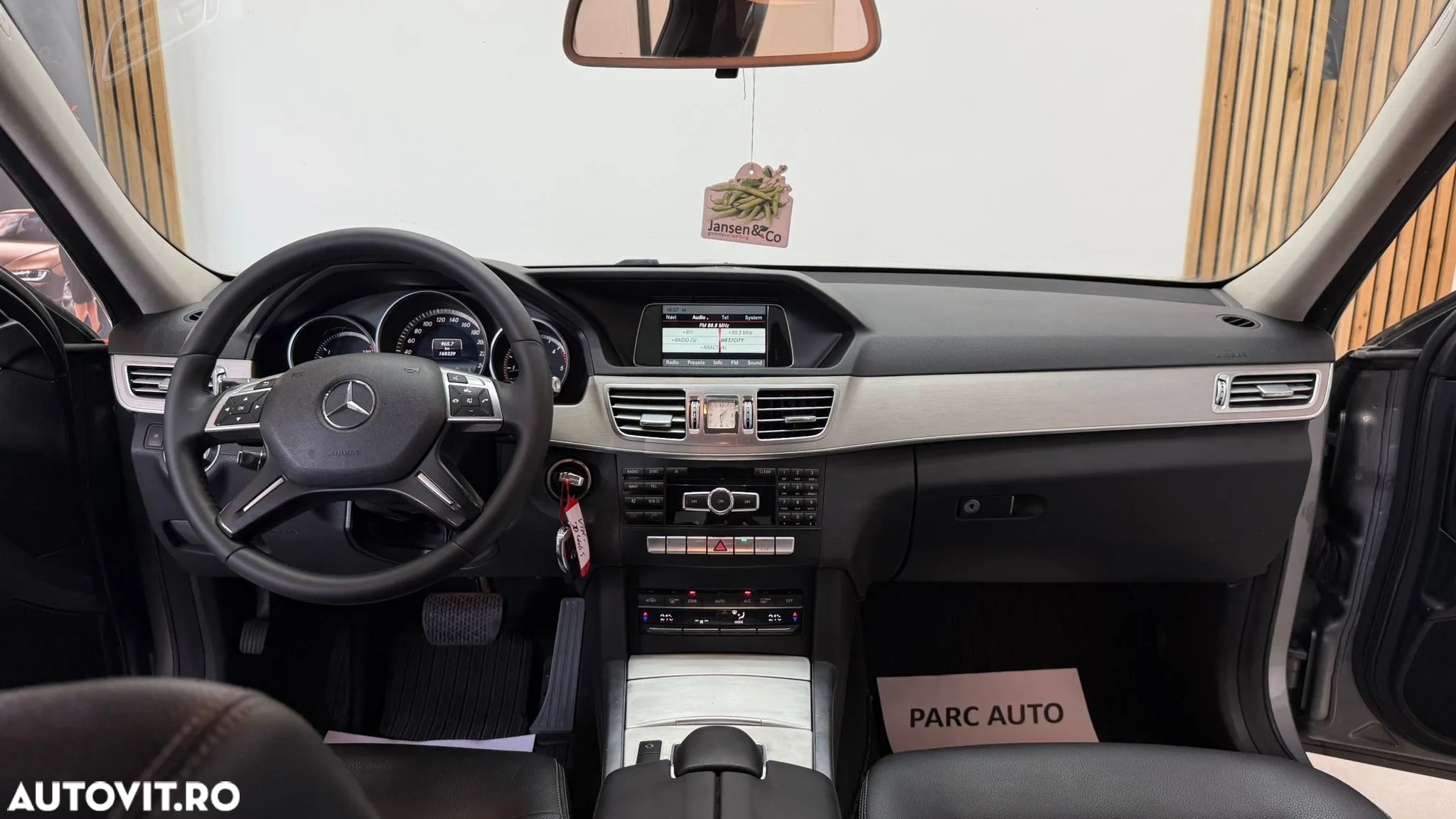 Mercedes-Benz E 200 T CDI DPF BlueEFFICIENCY Automatik Elegance - 7