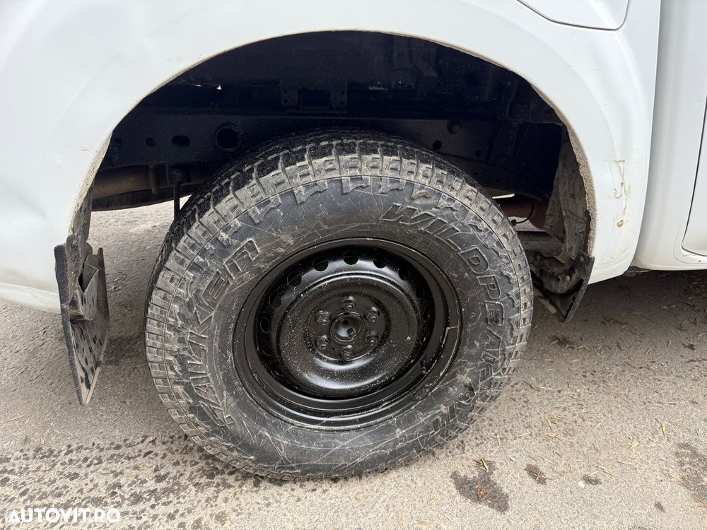 Nissan Navara Double Cab Acenta - 25