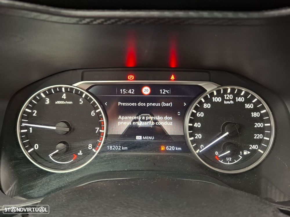 Nissan Juke 1.0 DIG-T Acenta+ — fotografia 17
