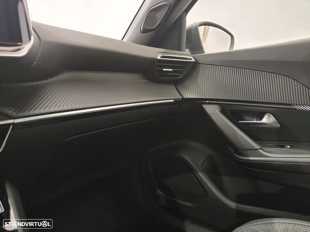 Peugeot e-2008 54 kWh Allure - 25