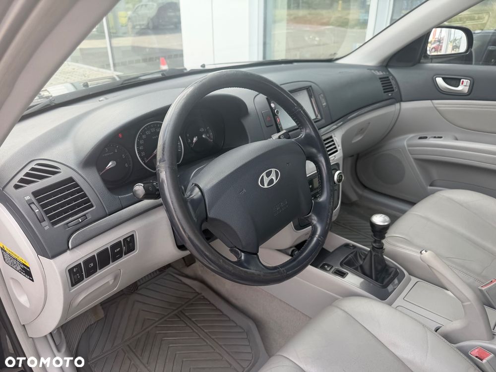 Hyundai Sonata 2.0 CRDi Style - 16