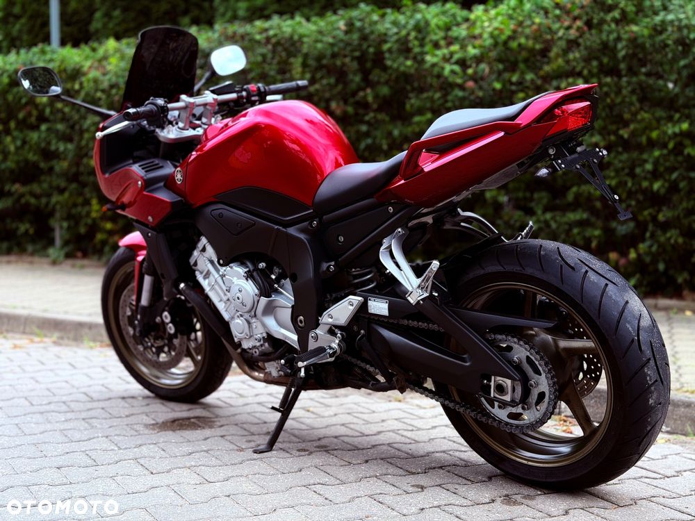 Yamaha FZ - 4
