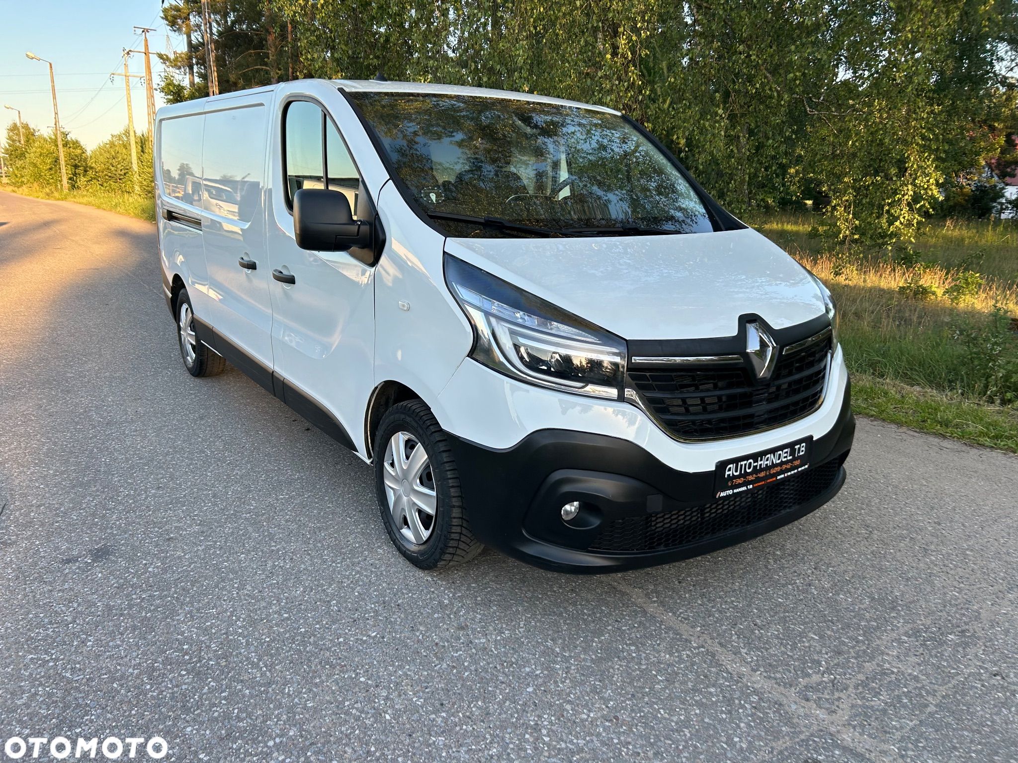 Renault Trafic - 1