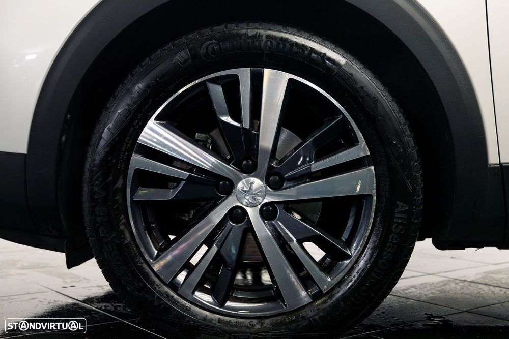 Peugeot 5008 1.5 BlueHDi Allure EAT8 - 8