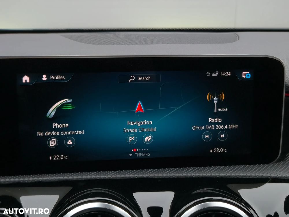 Mercedes-Benz A 200 7G-DCT AMG Line - 17