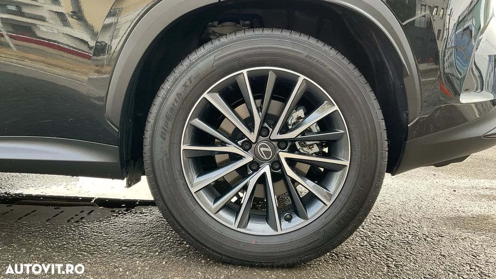 Lexus Seria NX 450h+ AWD CVT PHEV Executive - 16
