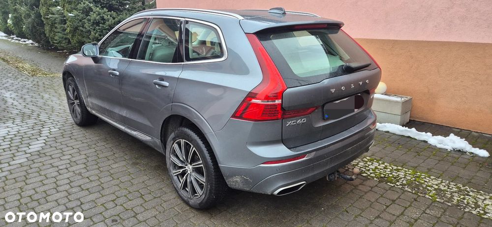 Volvo XC 60 D5 AWD Inscription - 4