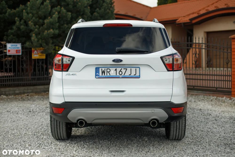 Ford Kuga 2.0 TDCi 2x4 Titanium - 9