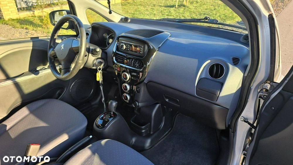 Peugeot iOn - 12