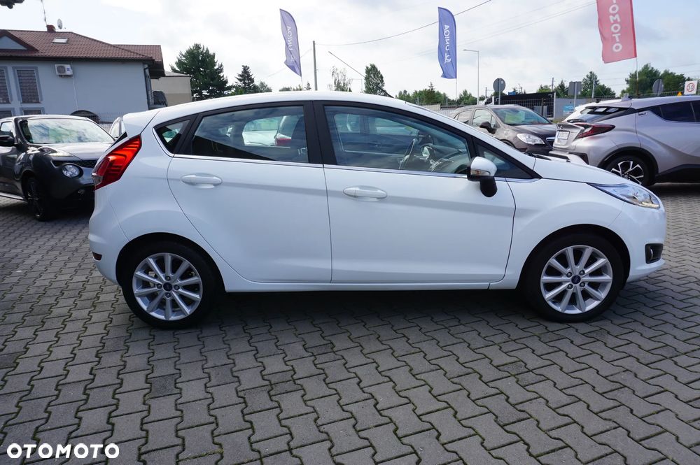Ford Fiesta 1.25 Titanium EU5 - 10