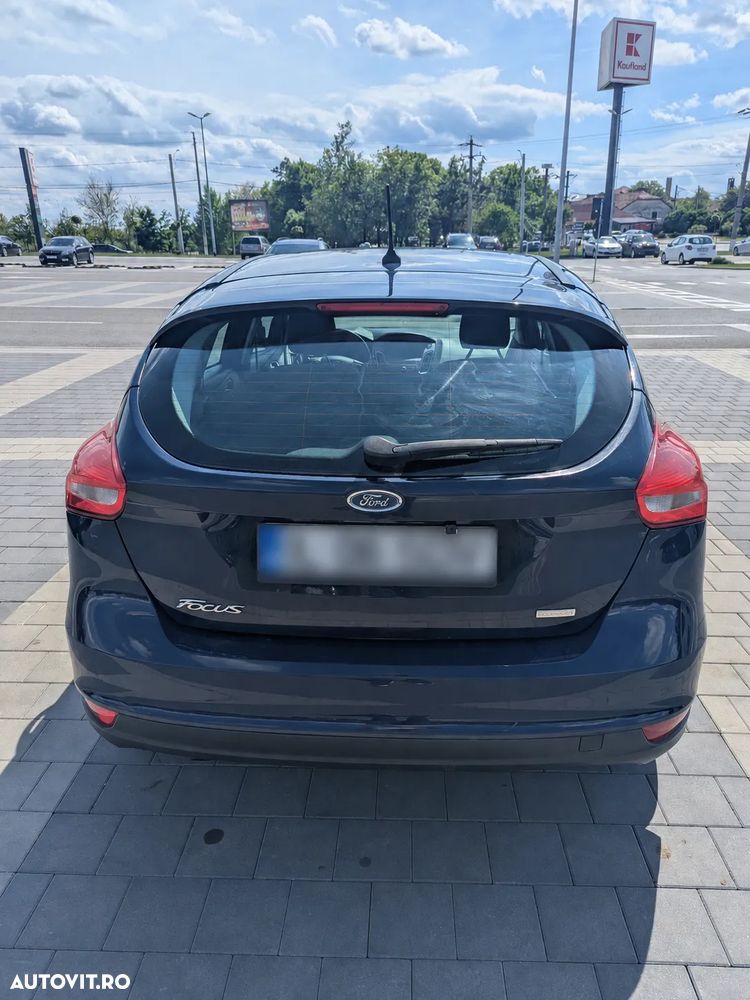 Ford Focus 1.0 EcoBoost Trend - 6