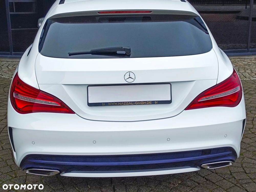 Mercedes-Benz CLA 200 AMG Line - 11
