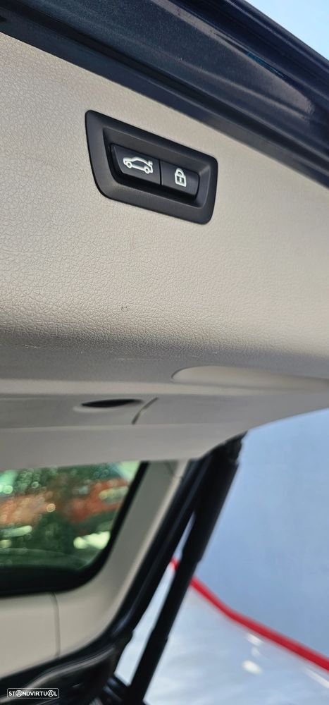 BMW 318 d Touring Pack M - 17