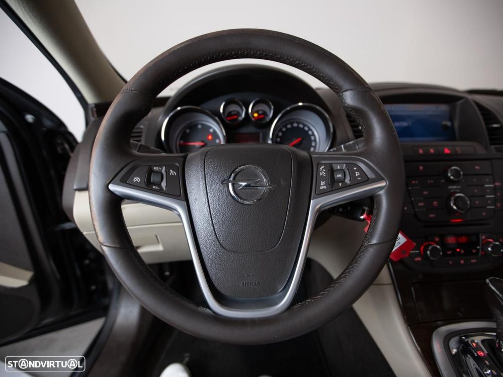 Opel Insignia - 16