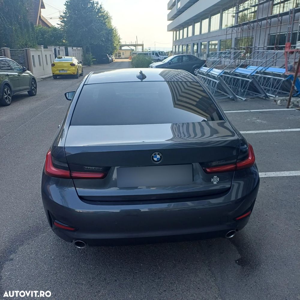 BMW Seria 3 320d xDrive AT - 3