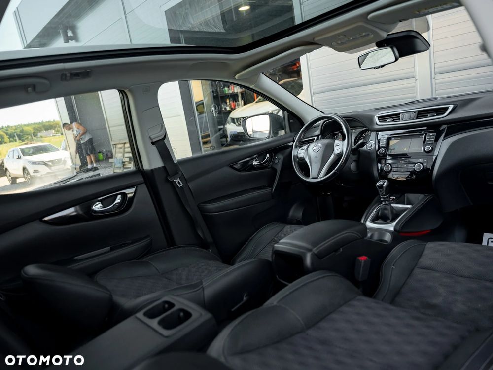 Nissan Qashqai 1.2 DIG-T Tekna EU6 - 18