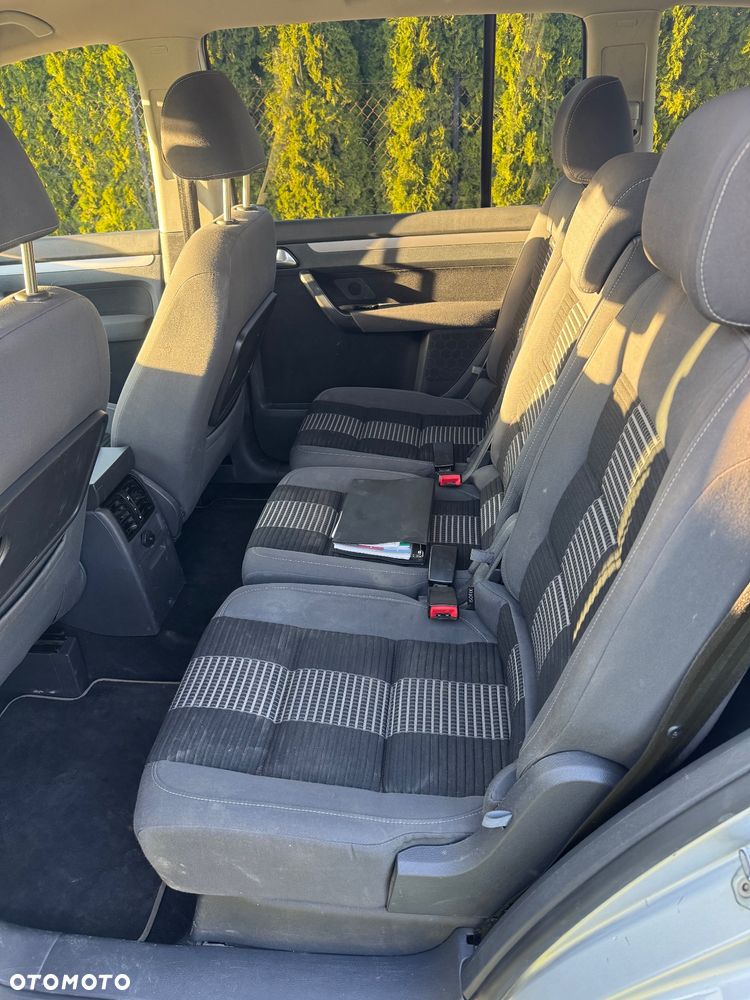 Volkswagen Touran 1.9 TDI Trendline - 6