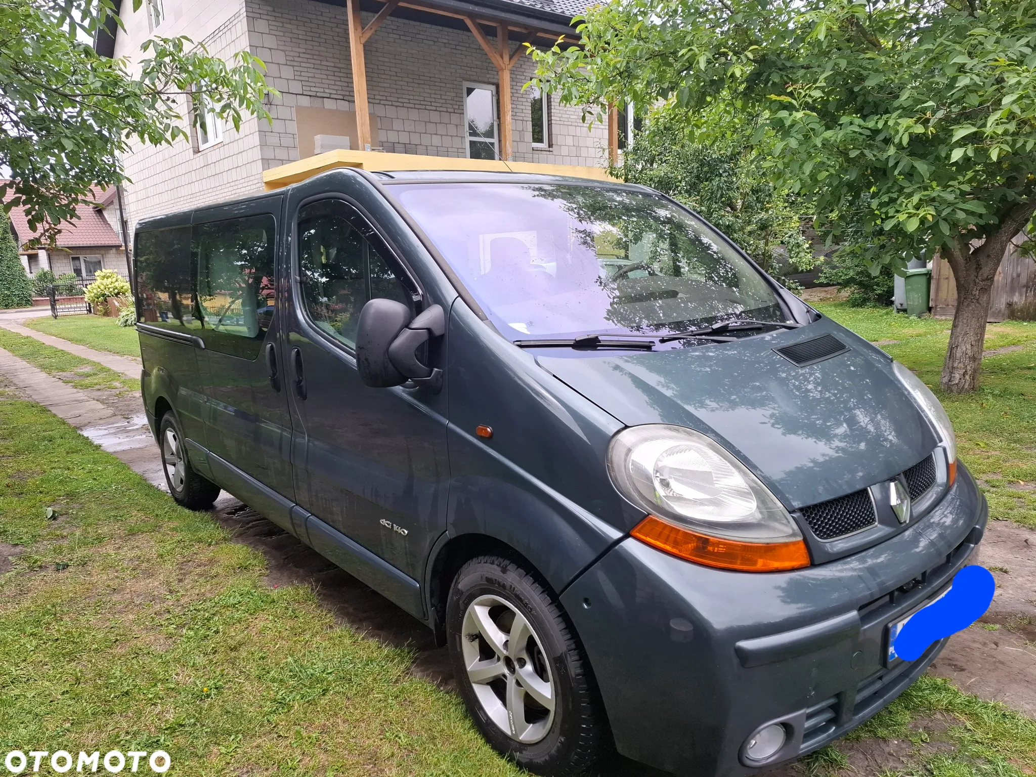 Renault Trafic 2.5 dCi L2H1 - 2