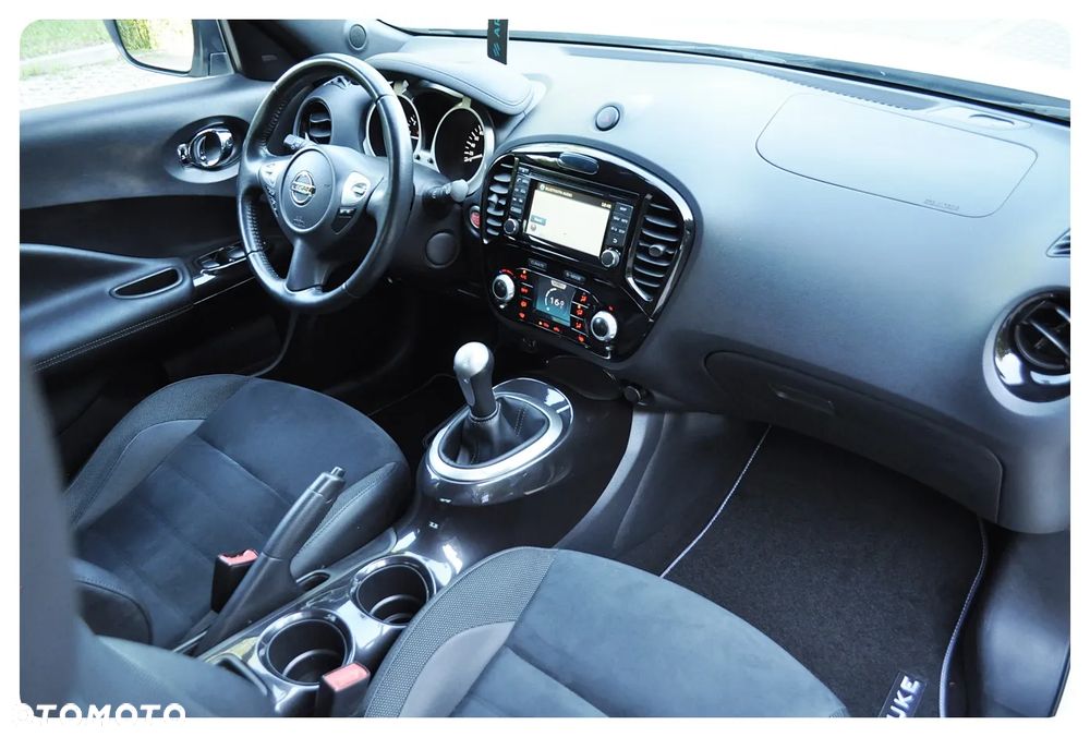 Nissan Juke 1.6 N-Connecta - 28