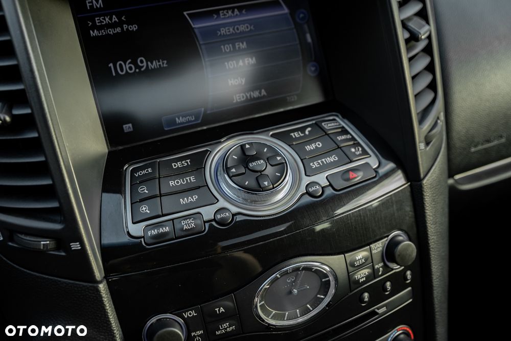 Infiniti FX FX30d S - 33