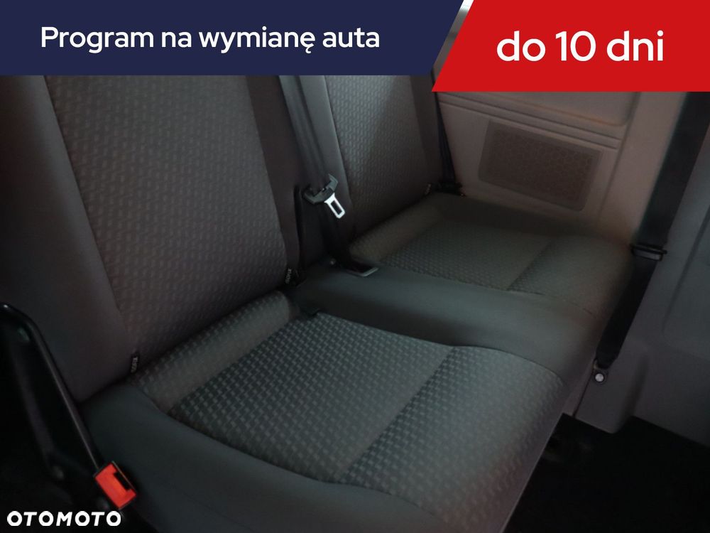 Volkswagen Caravelle - 18