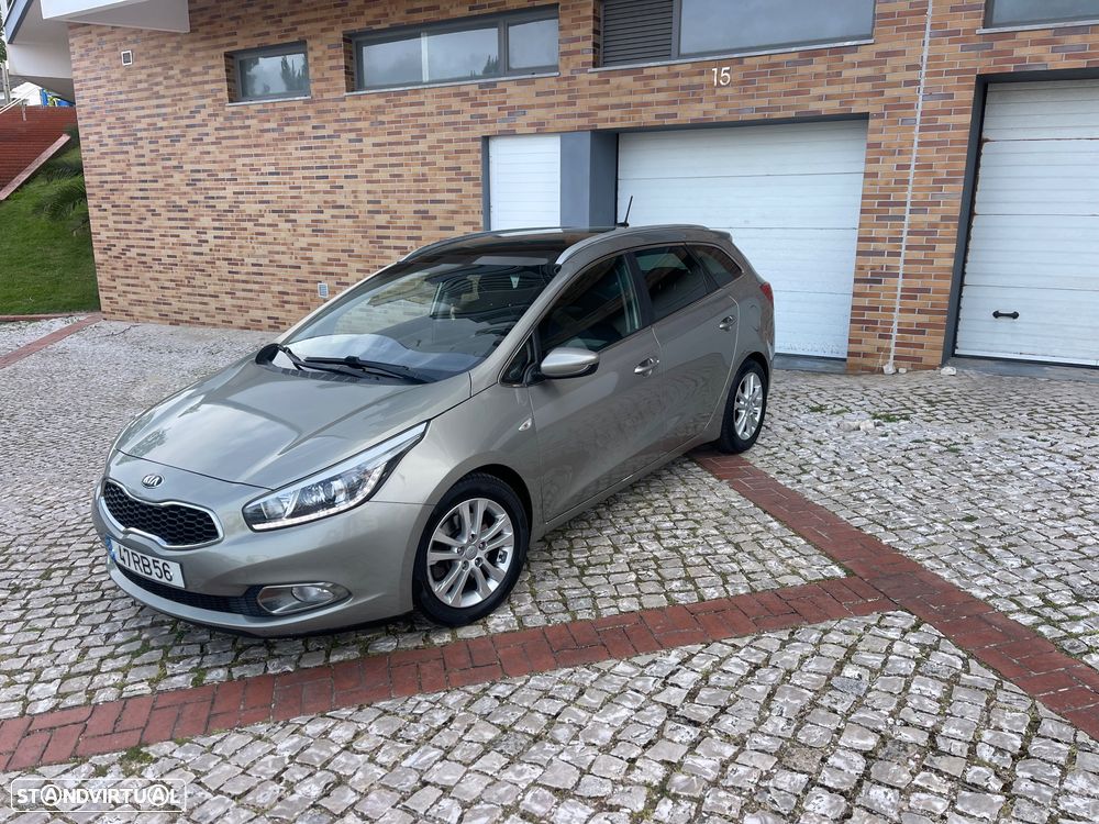 Kia Ceed SW 1.6 CRDi TX Prime - 1