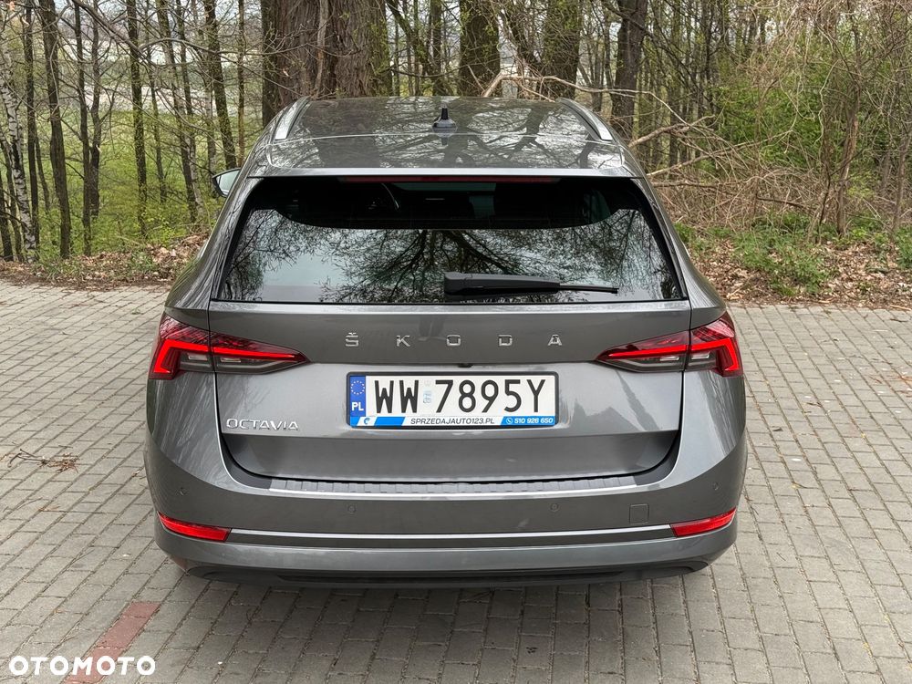 Skoda Octavia 2.0 TDI Style DSG - 30