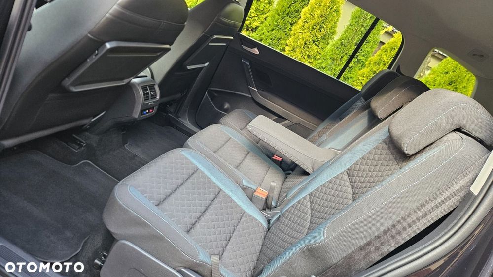 Volkswagen Touran 2.0 TDI SCR DSG IQ.DRIVE - 21