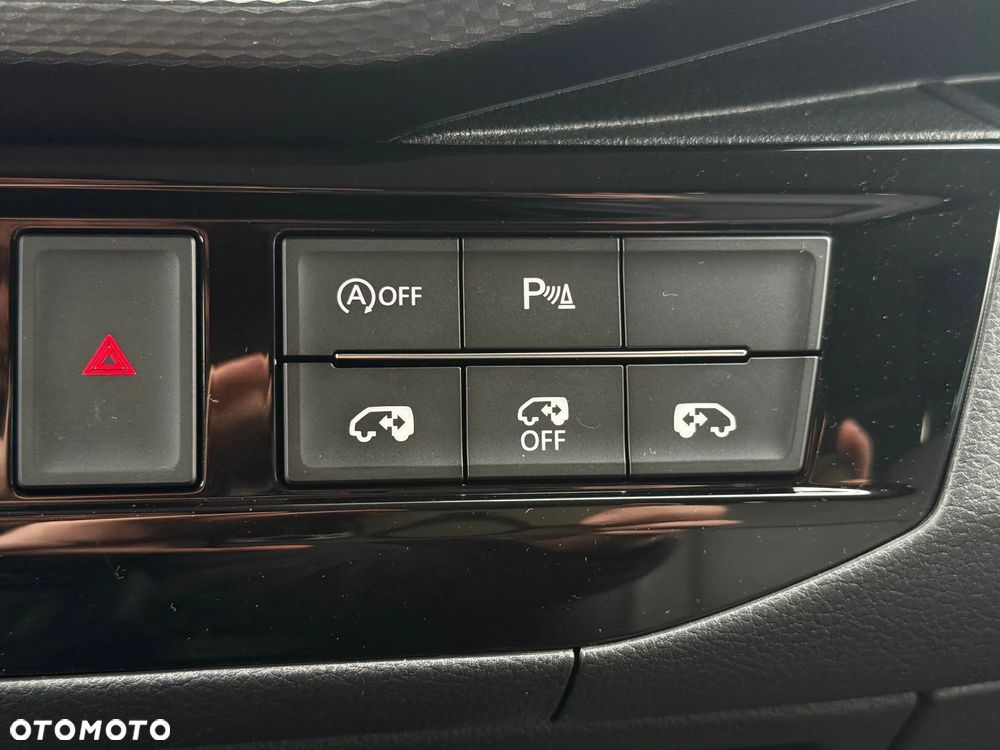 Volkswagen Caravelle - 9