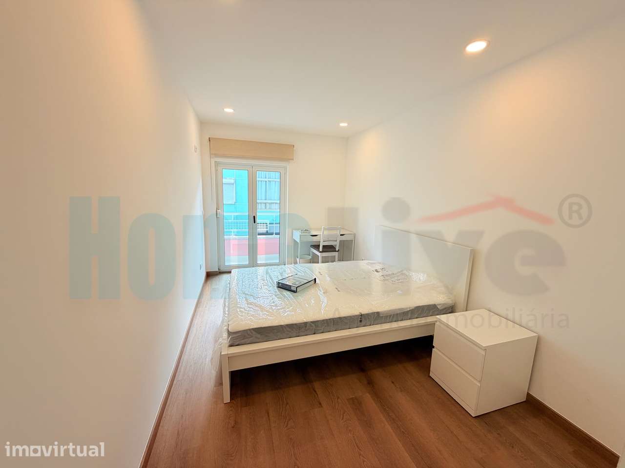 Apartamento T3 Remodelado e Mobilado no Centro de Moscavide - Grande imagem: 3/25
