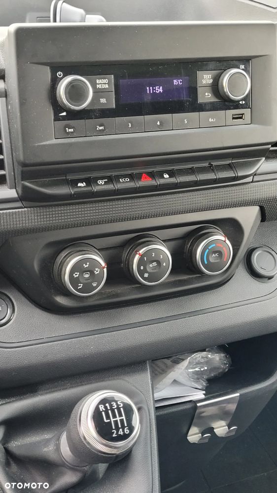 Renault Trafic - 9