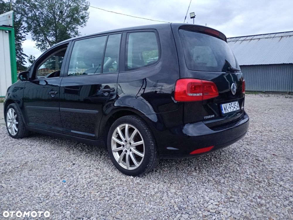 Volkswagen Touran 1.6 TDI DPF BlueMotion Technology DSG Highline - 5