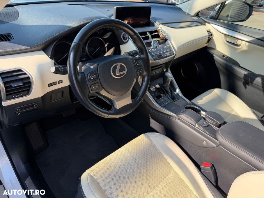 Lexus Seria NX 300h AWD Business - 12