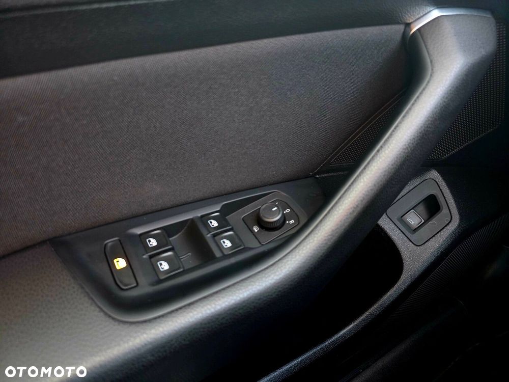 Volkswagen Passat 1.5 TSI EVO Business DSG - 9