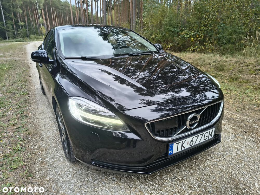 Volvo V40 D2 Geartronic Momentum - 2