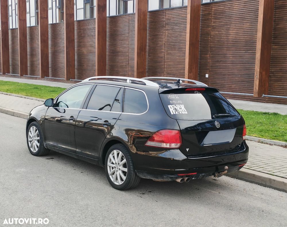 Volkswagen Golf 2.0 TDI DPF Highline - 3