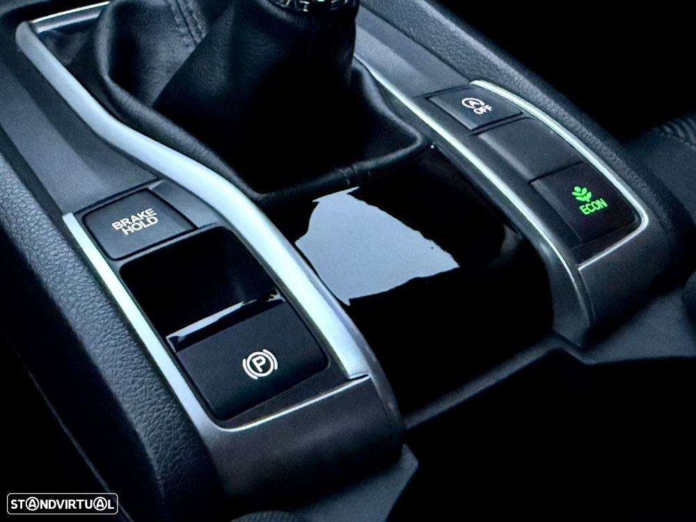 Honda Civic 1.5 i-VTEC Elegance Navi - 19