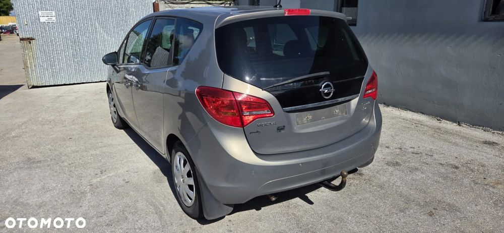 OPEL MERIVA B belka wzmocnienie zderzaka tył - 3