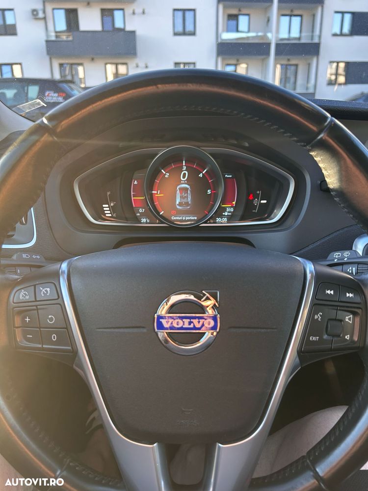 Volvo V40 - 8