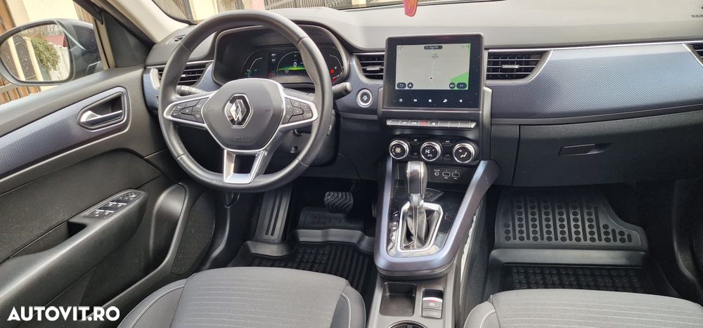 Renault Arkana E-TECH 145 Evolution - 9