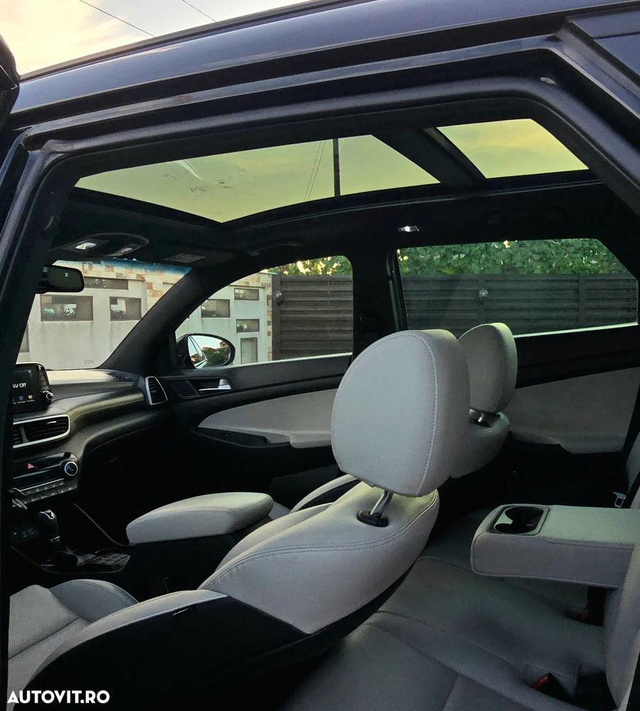Hyundai Tucson 2.0 CRDI 4WD 6AT Luxury Pack+ - 22