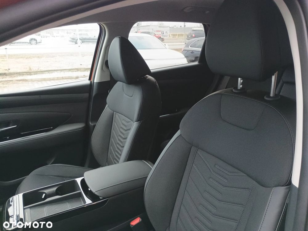 Hyundai Tucson 1.6 T-GDi Executive 2WD DCT - 11