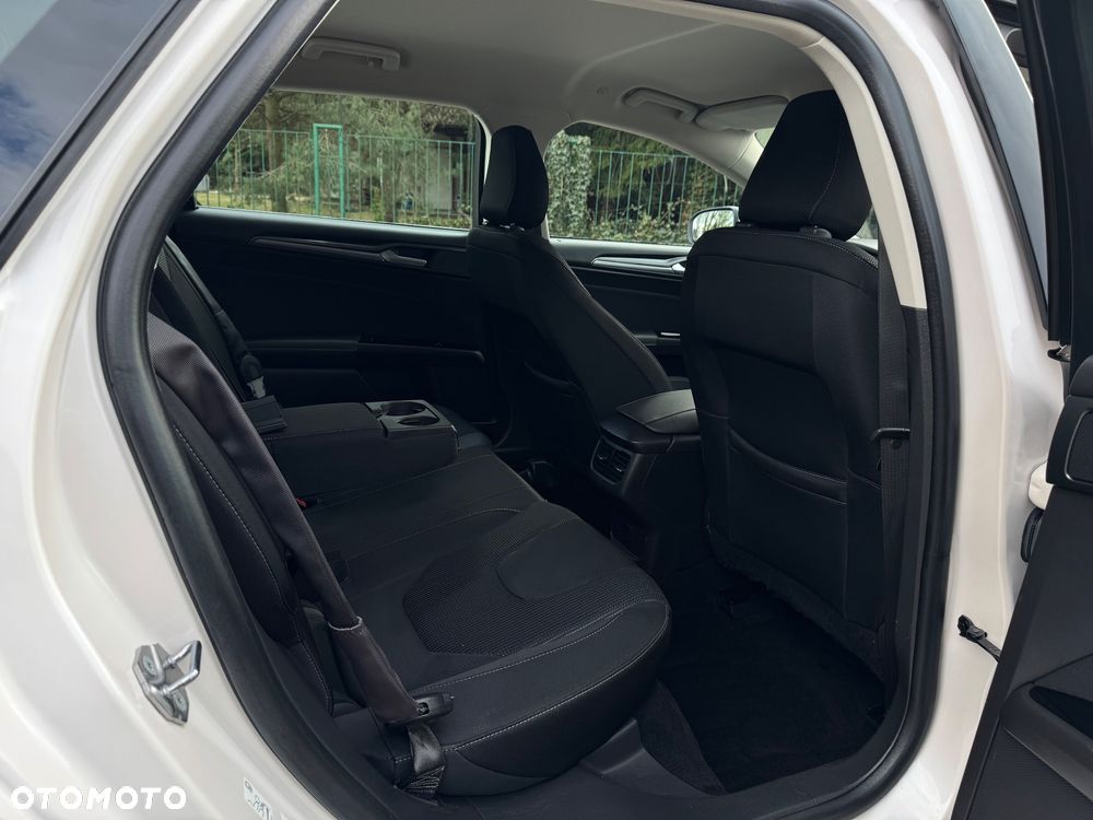 Ford Mondeo 2.0 Ti-VCT Titanium - 29