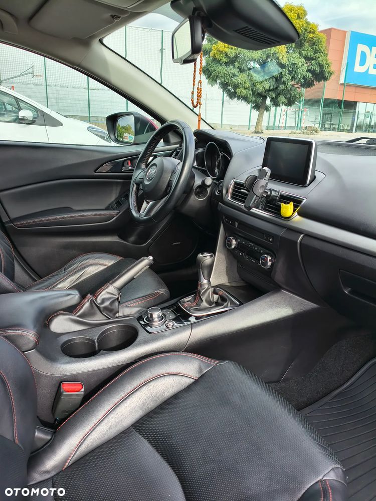 Mazda 3 - 7