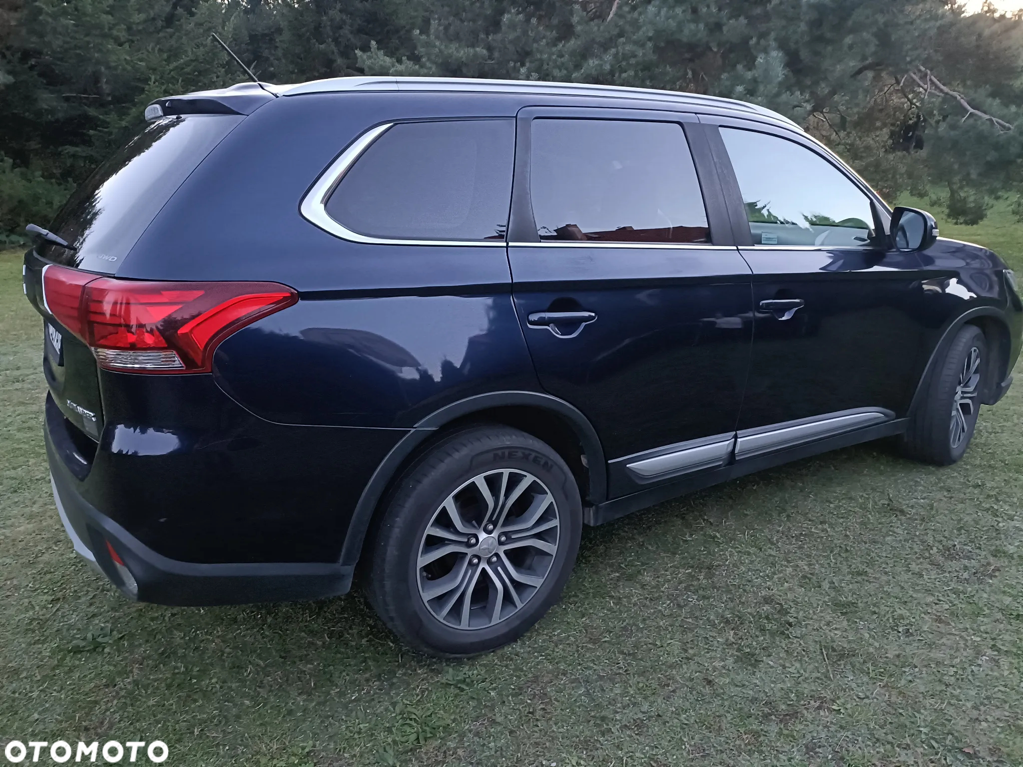 Mitsubishi Outlander 2.0 Intense + 4WD CVT - 17