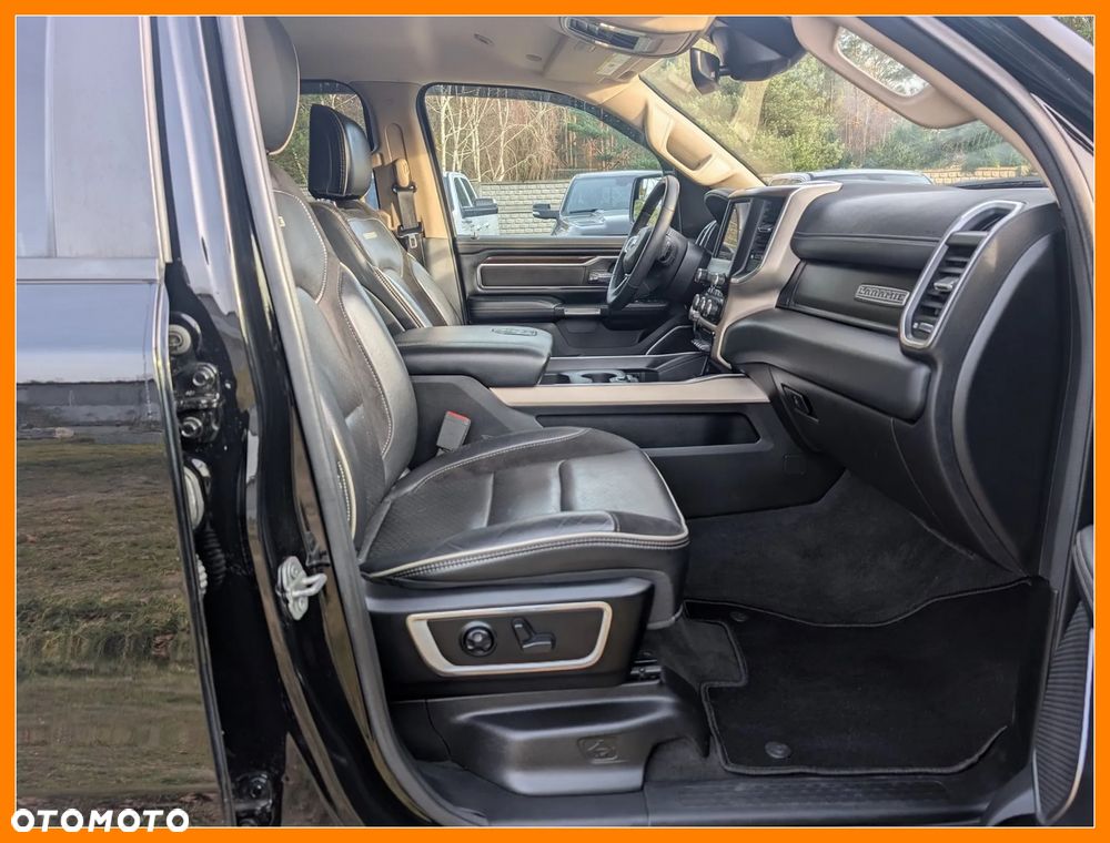 RAM 1500 Crew Cab Laramie - 13